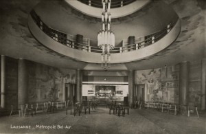 Un des halls/tea-rooms intérieurs du Métropole.